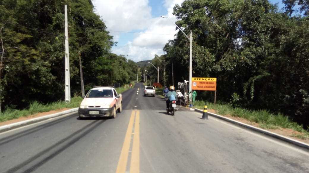 Camacã: Prefeito Paulo do Gás acompanha mais uma etapa da instalação do Portal na entrada da cidade
